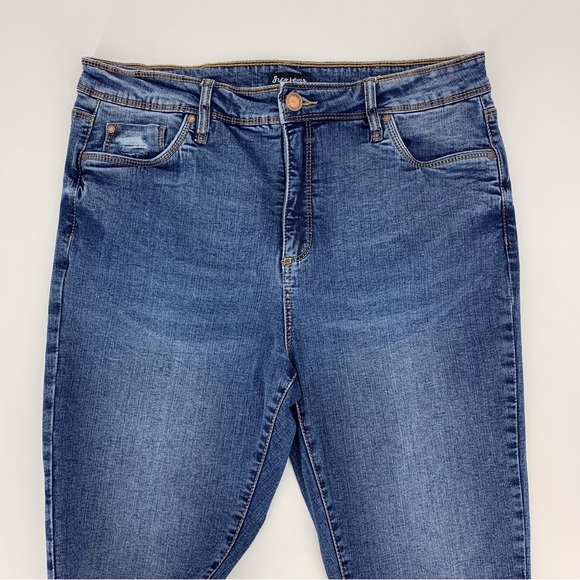 Suko Jeans Faded Blue High Rise Tapered Leg Distressed Ankle Jeans, 12 - Picture 6 of 16